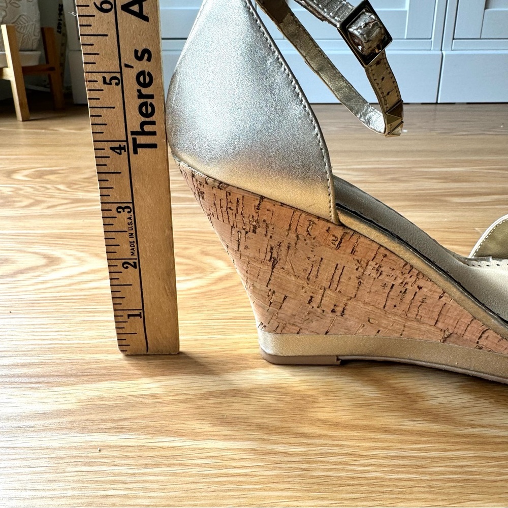 Lilly Pulitzer Sydney Wedge Studded Heel Sandal 8.5 - Picture 12 of 12